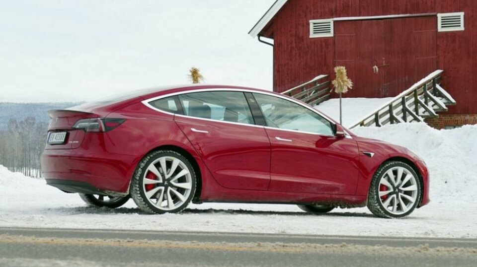 Tesla Model 3 er med god margin Norges mest solgte personbil i 2019.