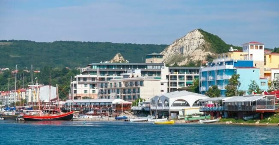 Det er i Bulgaria du finner de billigste femstjerners hotellene, ifølge verdens største hotellsøkeside, Trivago. Bilde fra populære Varna på Svartehavskysten. Det er i Bulgaria du finner de billigste femstjerners hotellene, ifølge verdens største hotellsøkeside, Trivago. Bilde fra populære Varna på Svartehavskysten. Foto: Colourbox.com