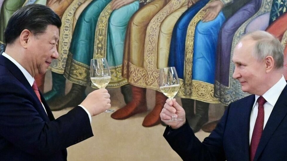 ARKIVFOTO: Kinas president Xi Jinping (t.v) og Russlands president Vladimir Putin. USA hevder Kina blir en viktigere og viktigere samarbeidspartner for Russland.