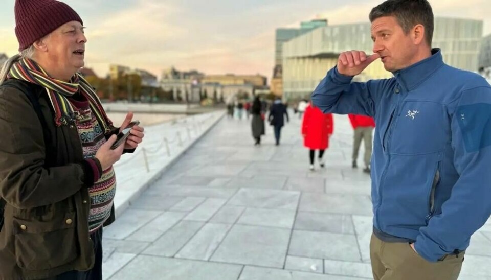 Det er Rein Aasland, professor i molekylærbiologi ved Universitetet i Oslo, som har invitert Andersen til å holde foredrag i Oslo. Han er bekymret for debatten om virusets opphav etter Bratlies utspill, og mener lablekkasje-teorien får uforholdsmessig mye oppmerksomhet. Det er Rein Aasland, professor i molekylærbiologi ved Universitetet i Oslo, som har invitert Andersen til å holde foredrag i Oslo. Han er bekymret for debatten om virusets opphav etter Bratlies utspill, og mener lablekkasje-teorien får uforholdsmessig mye oppmerksomhet. Foto: Ida Irene Bergstrøm