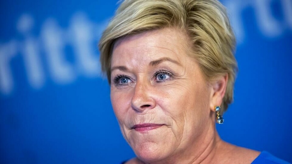 Siv Jensen har på ny fått skriftlig spørsmål fra Lise Christoffersen (Ap) som er skuffet over at Jensen i sitt første svar har unnlatt å svare på essensen i hennes spørsmål: Hva med dem som faller helt ut?Foto: Heiko Junge / NTB scanpix