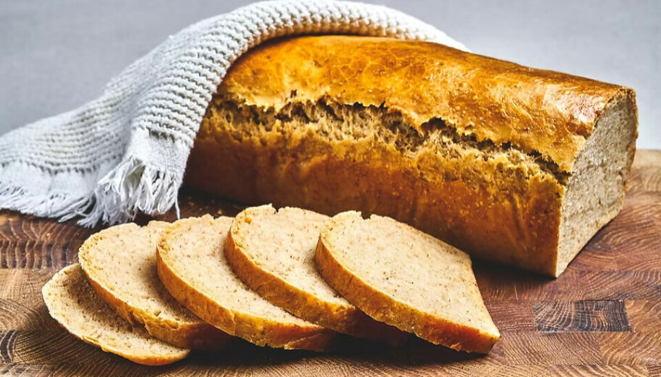 Perfekt oppskrift på klassisk lyst brød med sprø skorpe