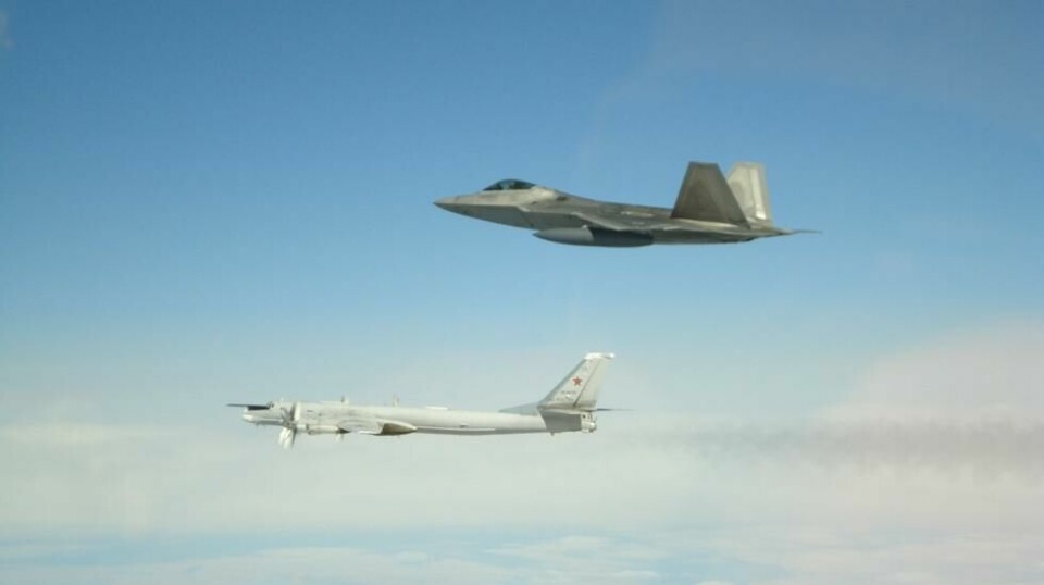 NORAD avskjærer russiske bombe- og kampfly utenfor kysten av Alaska tirsdag. Foto: NORAD og USNORTHCOM PA.