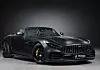 Johansens Mercedes-AMG GT R Roadster er én av 750 som ble bygget. Sportsbilen yter 585 hestekrefter.