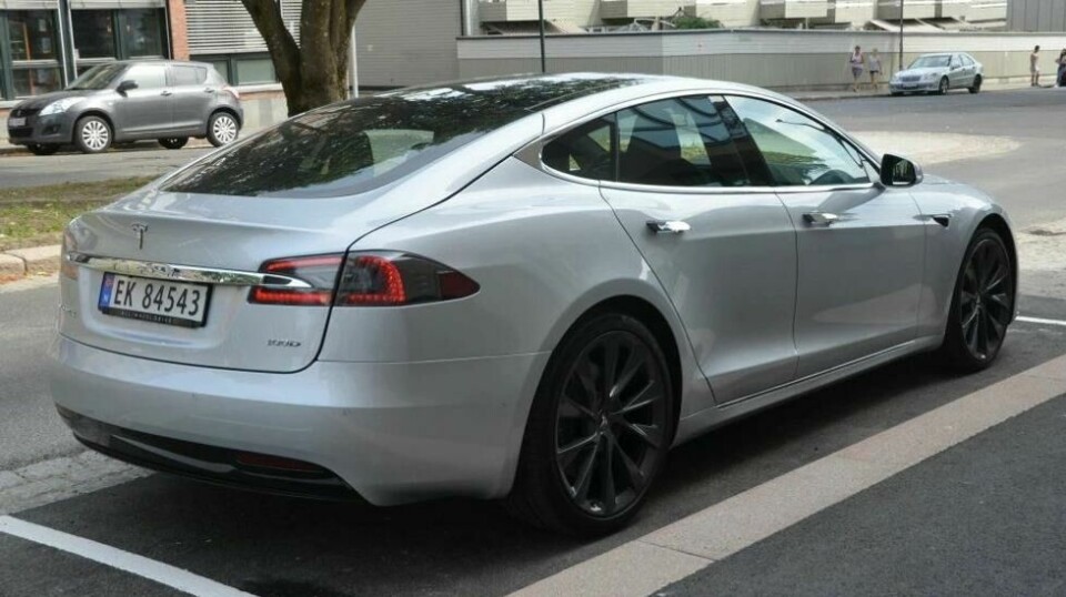 Eriks Tesla-eierskap fikk uten diskusjon en svært dårlig start.
