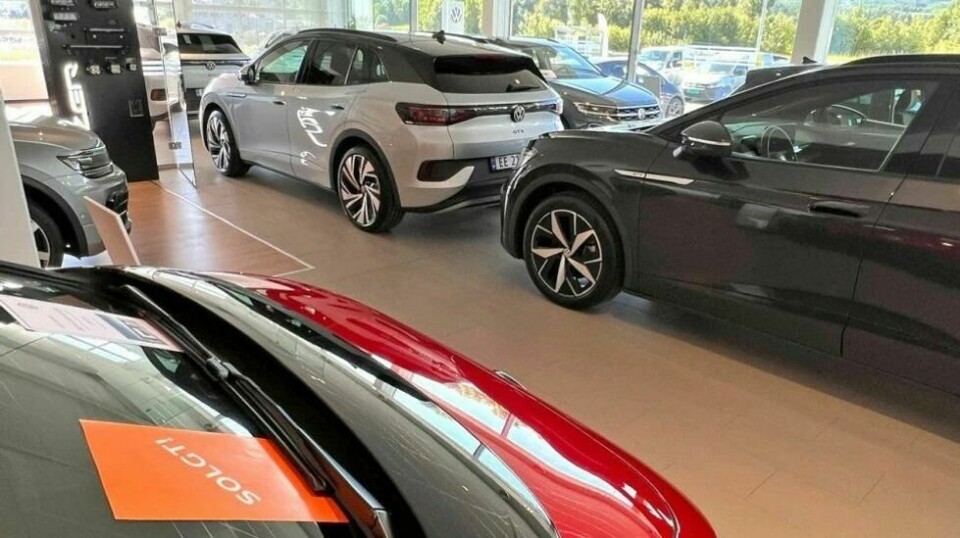 TAR TID: Elbilene er nå de mest tungsolgte på bruktmarkedet, samtidig kommer det mange biler inn. Det er i stor kontrast til det som gjelder for bensin- og dieselbiler. Illustrasjonsfoto.
