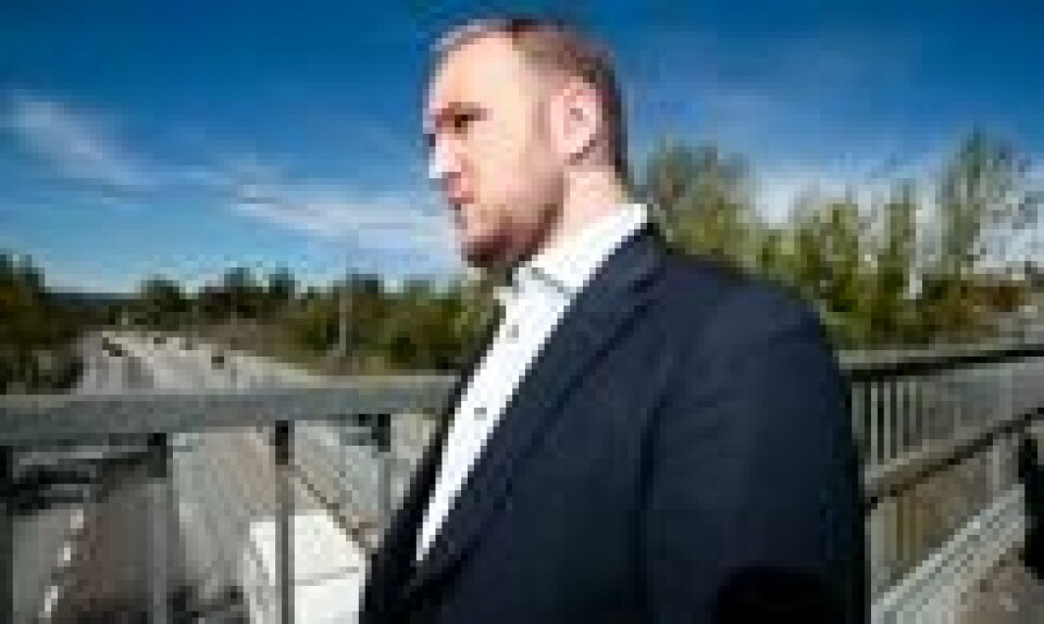 Samferdselsminister Jon Georg Dale (Frp) lover å gjøre så godt han kan for å oppklare alle uklarheter om bompengeavtalen. Samferdselsminister Jon Georg Dale (Frp) lover å gjøre så godt han kan for å oppklare alle uklarheter om bompengeavtalen. Foto: NTB Scanpix