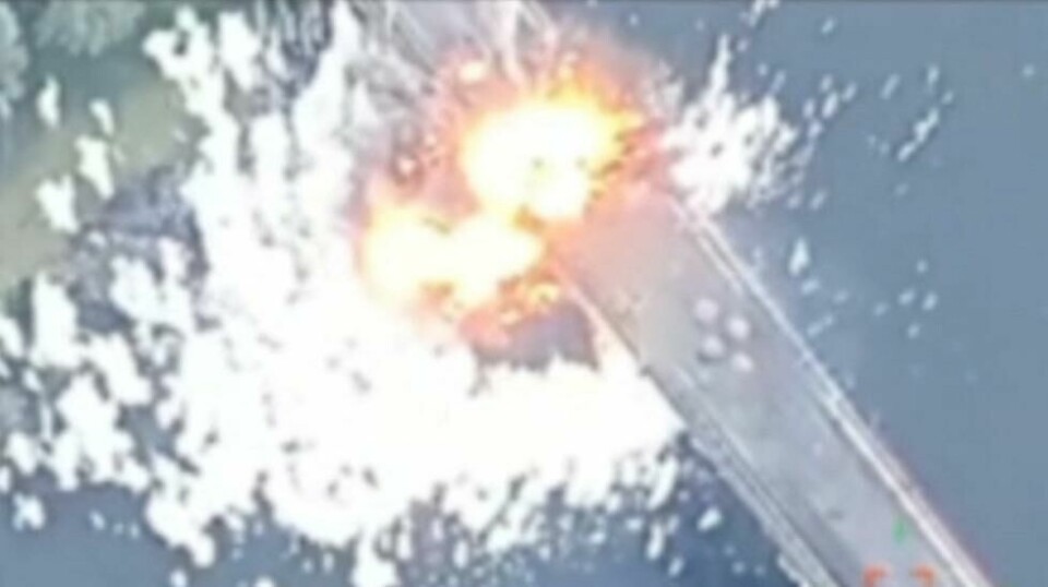 Dette bildet skal vise ukrainske stryker angripe en russisk bro. Det har haglet med beskyldninger om at Nato har vært direkte involvert i planleggingen av Kursk-offensiven, uten at det er lagt frem bevis. Det er imidlertid bekreftet at veslige våpen er blitt brukt i Russland.