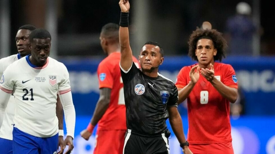 Timothy Weah (nummer 21) måtte forlate banen tidlig mot Panama. Foto: Mike Stewart / AP / NTB