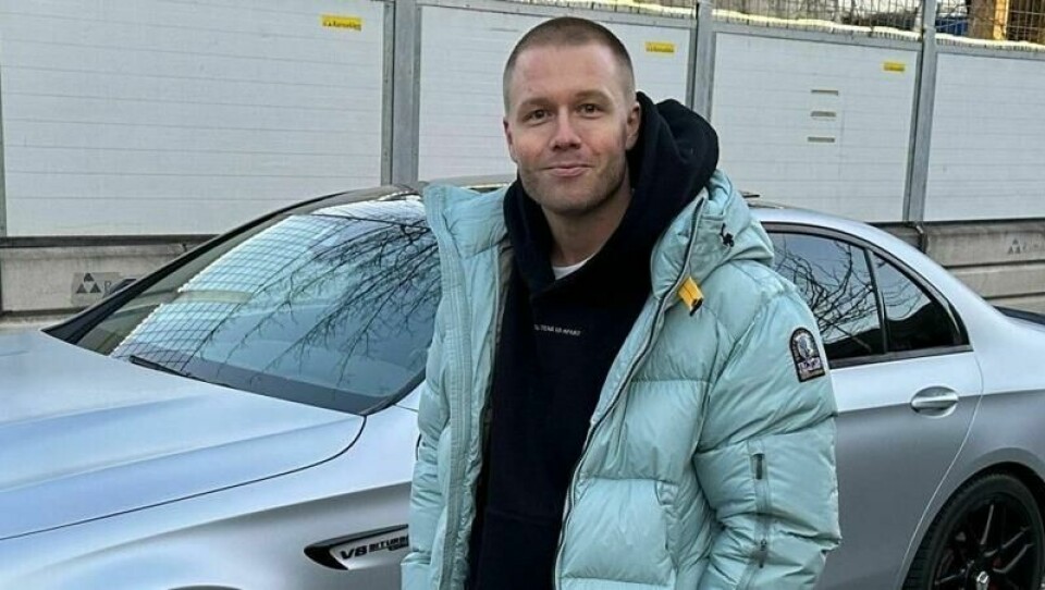 ÅPNER OPP: I Brooms nye podcast «0-100 med Broom-Mats og Remi» åpner Herman Flesvig opp om oppveksten med «verdens styggeste bil».