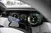 Digitalt instrumentpanel i moderne SUV med hastighet, rekkevidde og kjøremodus. Instrumentpanelet i Range Rover er oversiktlig og omfattende med en rekke visningsmuligheter.