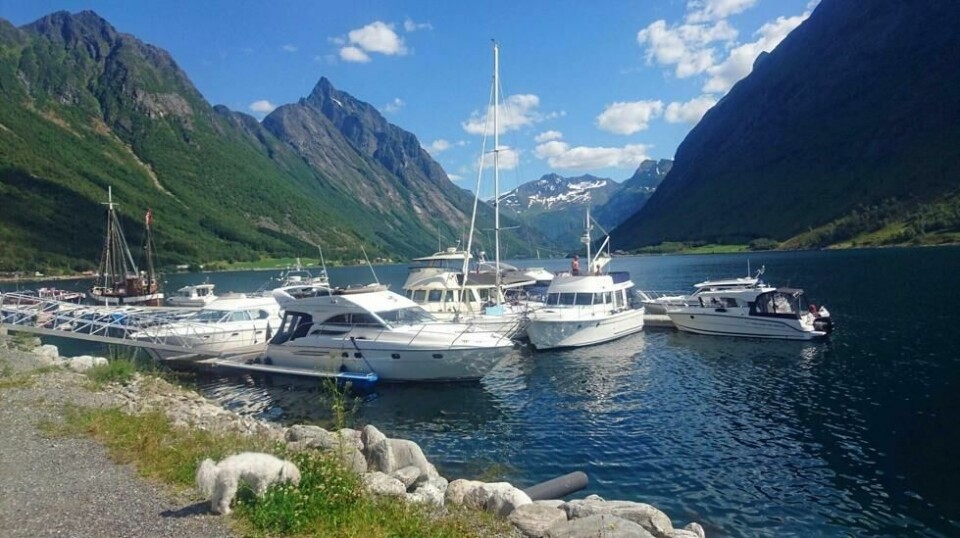 Kos deg i båten i påsken, men vær ekstra forsiktig og dra ikke på lange turer. Det er rådet fra Kongelig Norsk Båtforbund. Illustrasjonsfoto: Kristian Tornes / KNBF
