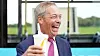 Farage lo av hendelsen senere på dagen. Foto: James Manning / PA via AP / NTB