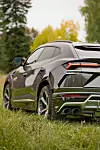 Lamborghini Urus er det italienske merkets første forsøk innen SUV-segmentet. Bilen er populær og basert på samme underbyggende arkitektur som Audi Q7, men svært forskjellig i sin fremtreden. Treschow eier to eksemplarer, fra modellårene 2020 og 2024.