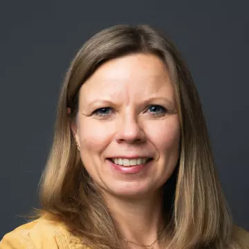 Caroline Hol