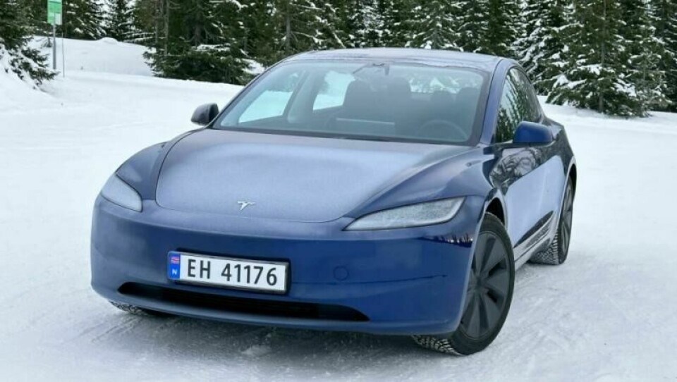 NY: Slik ser den nyeste utgaven av Tesla Model 3 ut. Den er foreløpig for ny til å kalles inn til kontroll. NY: Slik ser den nyeste utgaven av Tesla Model 3 ut. Den er foreløpig for ny til å kalles inn til kontroll. Foto: Broom