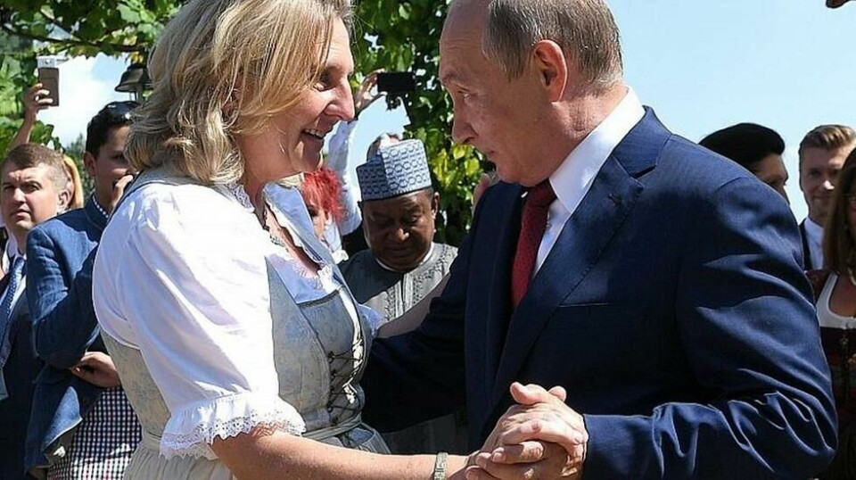 Putins europeiske bryllupsvals får kritikk