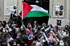 Studenter ved prestisjeuniversitetet Sciences-Po i Paris har i flere uker demonstrert i protest mot Israels krig mot Gaza. Foto: AP / NTB
