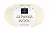 Nøste med kremfarget Alpakka Wool-garn fra Du Store Alpakka mot hvit bakgrunn.