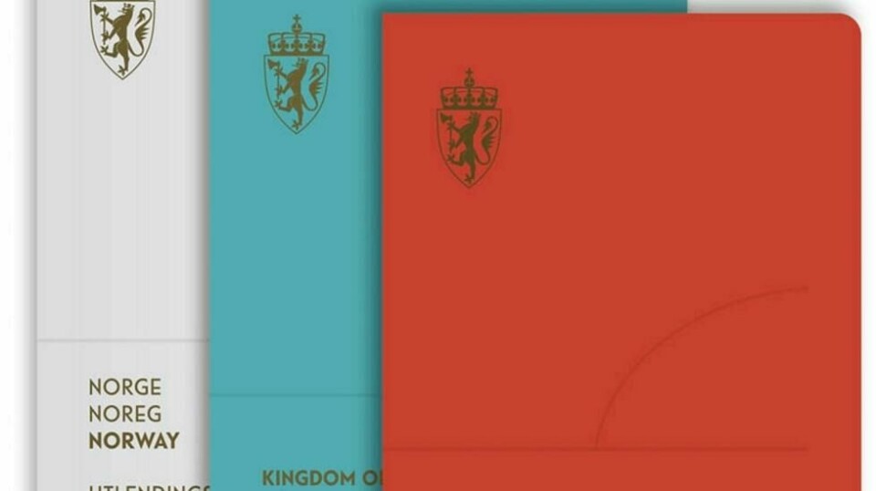 Vi har ventet lenge på de nye passene og ID-kortene, og vi må vente enda litt lengre.