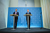 Tore O. Sandvik og Jan Christian Vestre på podier under pressekonferanse om beredskap i Oslo.