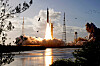 Artemis II-raketten fra Nasa skytes opp fra rampe 39B ved Kennedy Space Center.