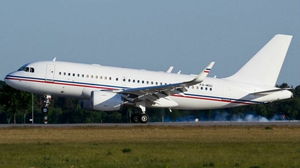 Det amerikanske justisdepartementet har frigitt dette bildet 8. august 2022, og viser Airbus A319-100 eid av den sanksjonerte russiske oligarken Andrei Skoch, med halenummer P4-MGU og serienummer 5445. Flyet er verdsatt til om lag 900 millioner kroner, og er for tiden i Kasakhstan.