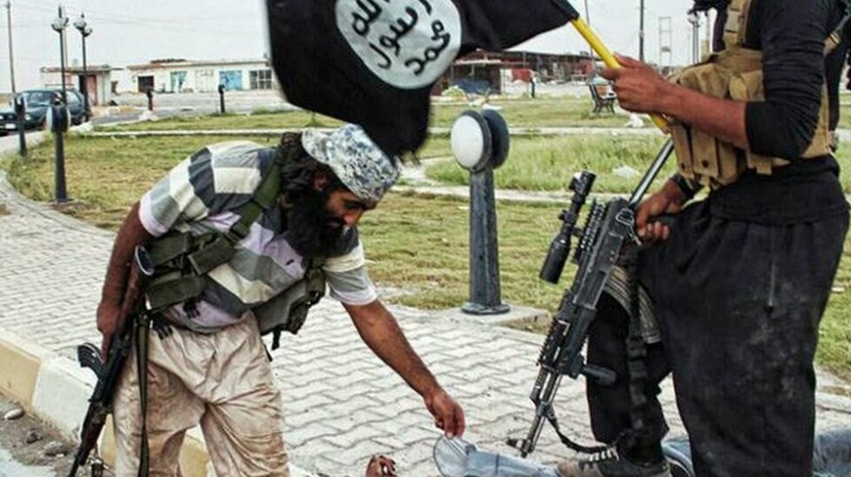 IS ser ut til å ha gått på et militært nederlag også i Syria, men gruppen skal allerede være i gang med å omgruppere. Her fra 2014 da man var i ferd med å bygge opp kalifatet.