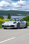 En Porsche 911 Carrera T Cabriolet parkert i Norges Toscana kan betraktes som kunst.