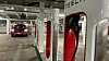 Du bør ikke bli stående på en av Teslas ladestasjoner etter at bilen er fulladet. Det koster nemlig penger.