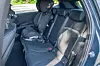 Også i BMW iX3 er det plass til å ta med hele familien.