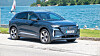 Audi Q4 e-tron har fått en oppgradering med mange forbedringer og lavere pris. Slenger du på pakker og utstyr, blir den dyr.