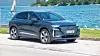 Audi Q4 e-tron har fått en oppgradering med mange forbedringer og lavere pris. Slenger du på pakker og utstyr, blir den dyr.