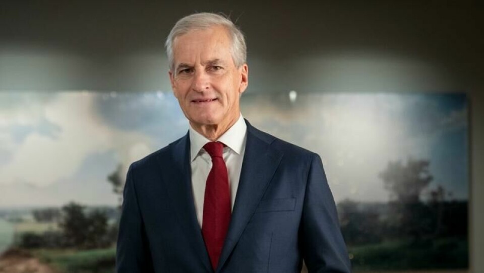 Statsminister Jonas Gahr Støre tror ukritisk skjermbruk skaper et kritisk blikk på oss selv.