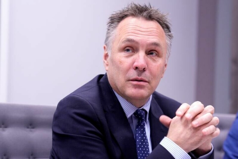 Tore O. Sandvik går inn i den nye regjeringen, melder NRK og Dagbladet. Førstnevnte hevder han blir forsvarsminister.