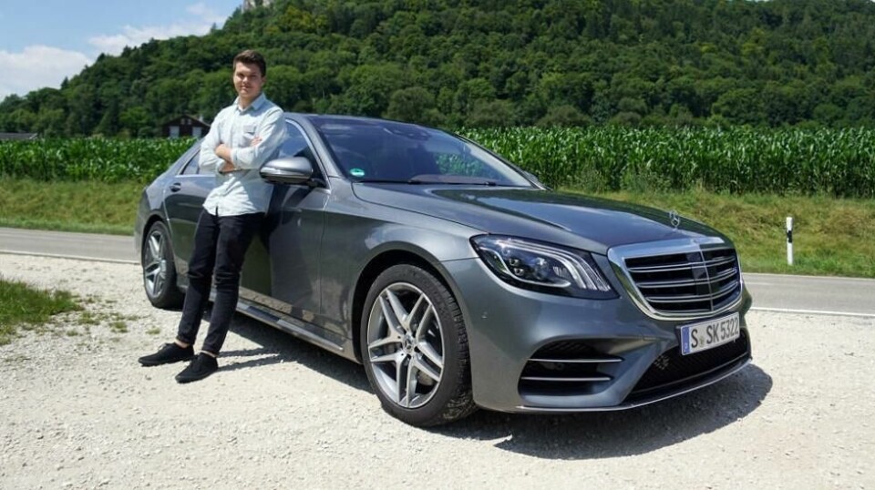 Mercedes S-Klasse blir ny. Brooms Mats Brustad er akkurat nå i Sveits og tester, men får ikke lov til å si så mye om bilen.