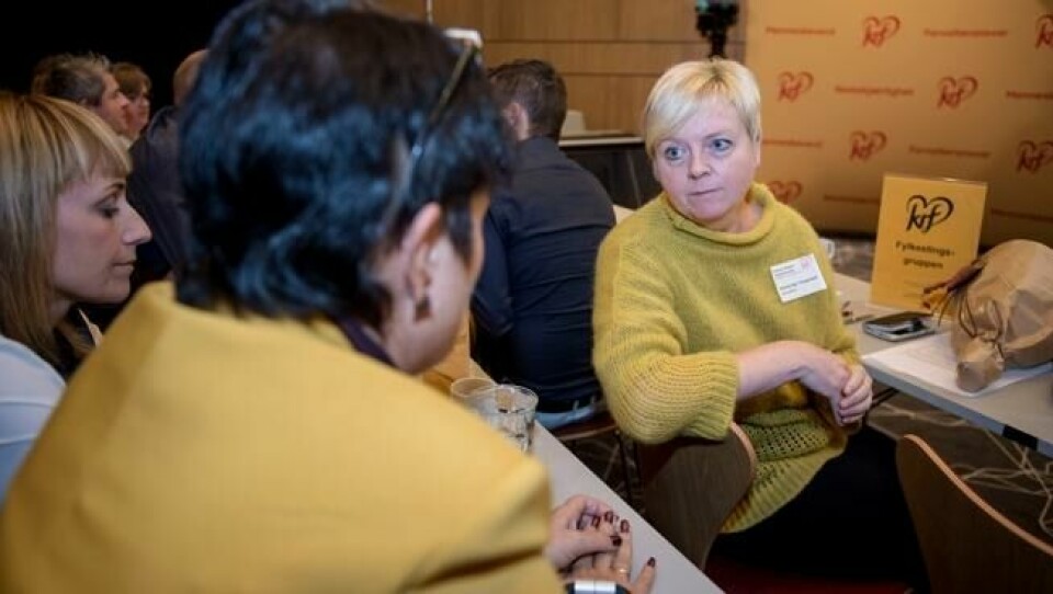 Fylkesordfører Solveig Ege Tengesdal under møtet. Fylkesordfører Solveig Ege Tengesdal under møtet. Foto: NTB Scanpix