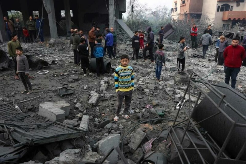 Til tross for nyheten om en våpenhvileavtale onsdag ble minst 32 palestinere er drept i Gaza i israelske angrep natt til torsdag. Foto: Omar AL-QATTAA / AFP) Til tross for nyheten om en våpenhvileavtale onsdag ble minst 32 palestinere er drept i Gaza i israelske angrep natt til torsdag. Foto: Omar AL-QATTAA / AFP)