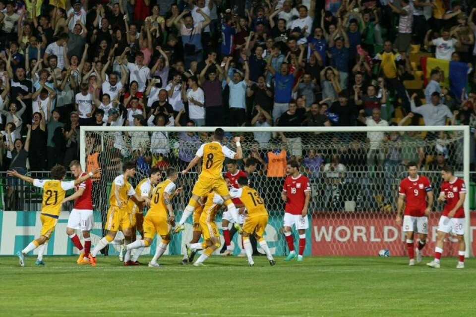 Moldova snudde til 3-2-seier over Polen i EM-kvalifiseringen. Lørdag skal Norge spille samme sted.