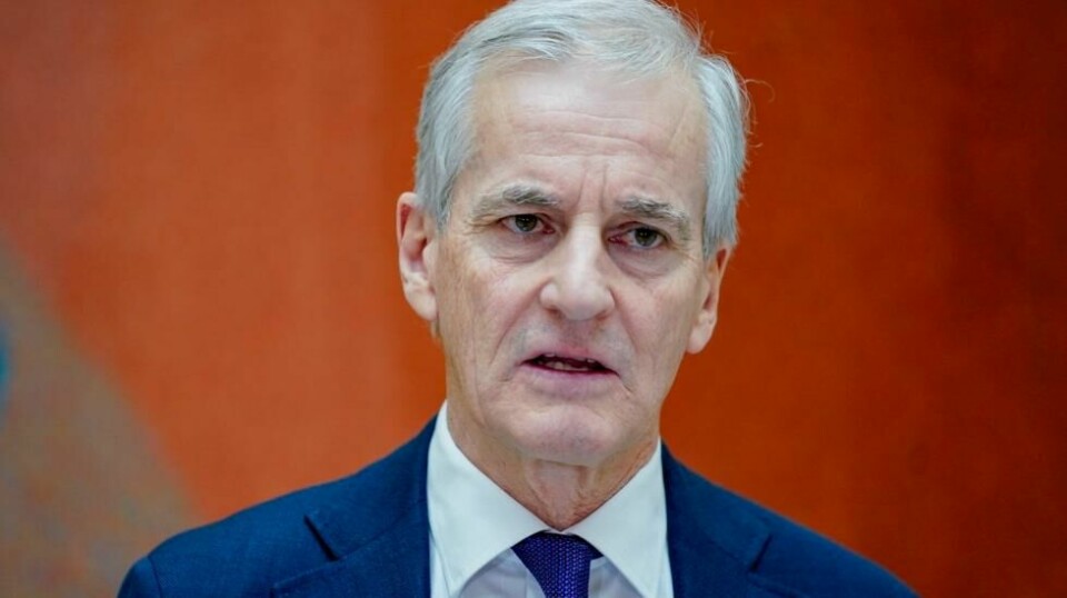 Statsminister Jonas Gahr Støre (Ap) mener at Norge har fått mye igjen for den nå 30 år gamle EØS-avtalen. Men i en ny undersøkelse har skepsisen til avtalen økt. Foto: Lise Åserud / NTB