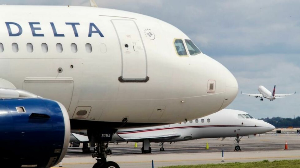 Flyselskapet Delta Air Lines anklages for å ha overskjenket en passasjer som senere kjørte ihjel sin egen kone i parkeringshuset på flyplassen i Salt Lake City. Kvinnens familie krever erstatning.