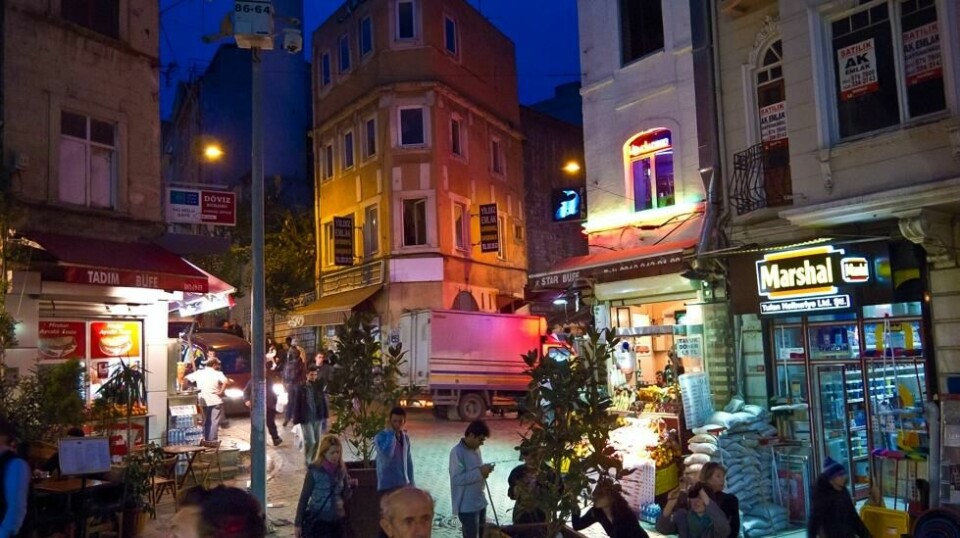 Istanbul kan by på yrende liv på mange gatehjørner.