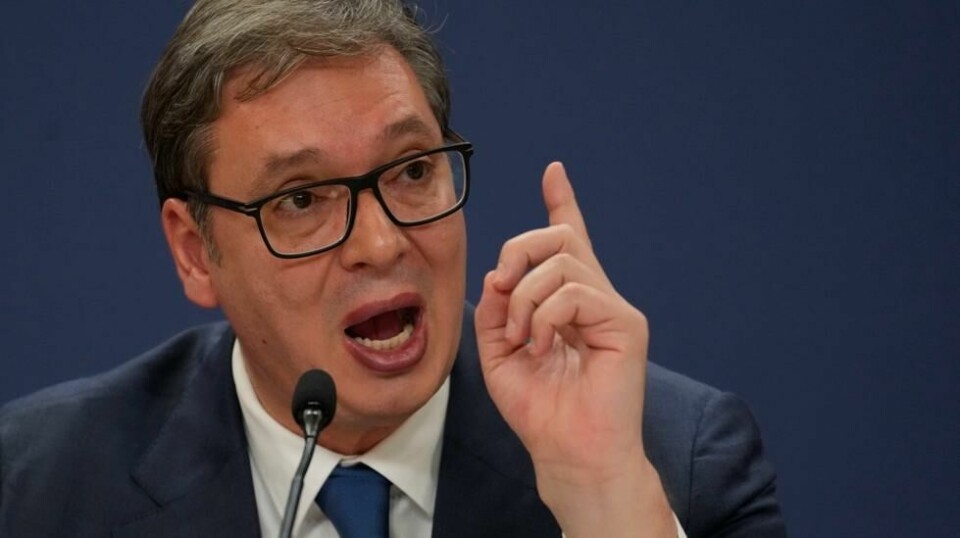 Serbias president Aleksandar Vucic i det han holder en tale i Beograd 13. september i år. Foto: Darko Vojinovic / AP / NTB
