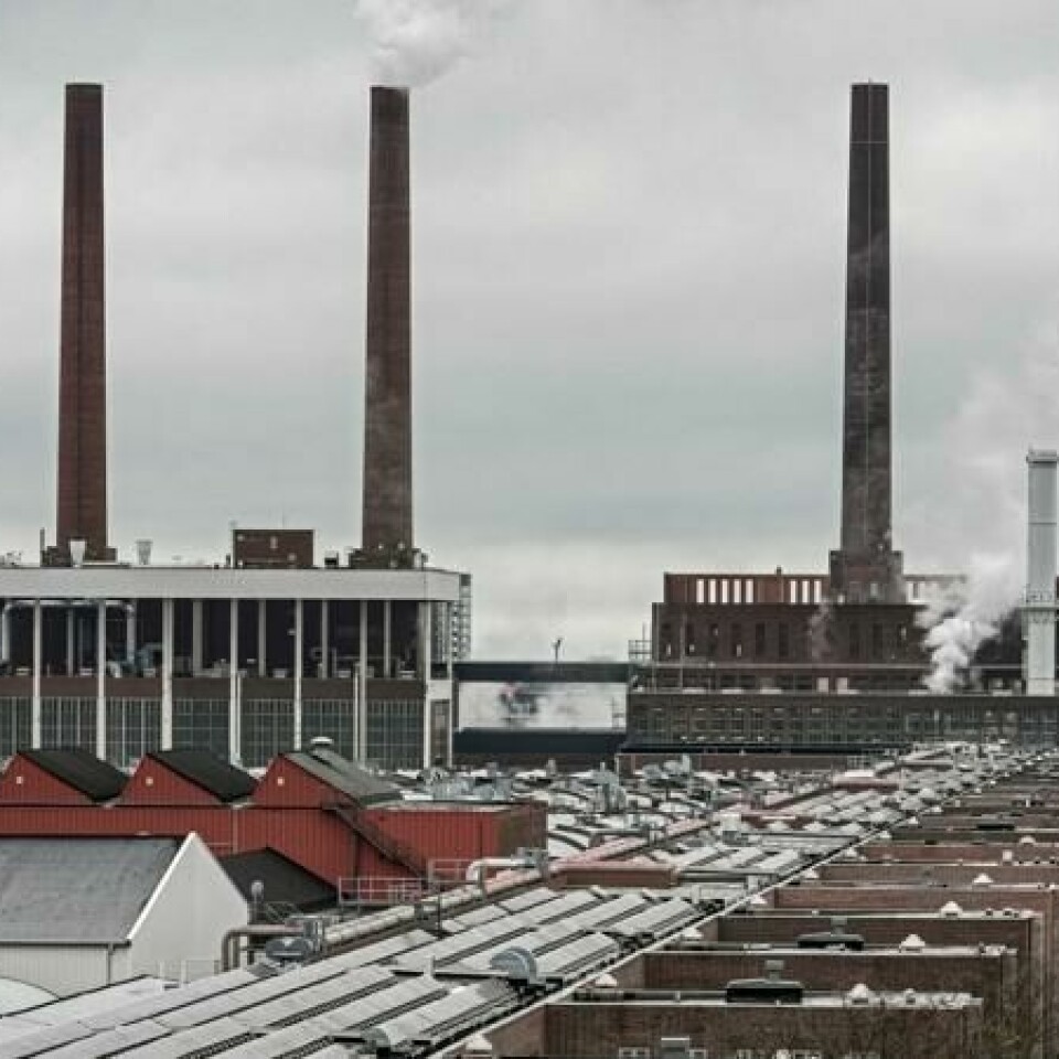 Volkswagen er et av Tysklands finansielle lokomotiver. Nå er selskapet i gang med en kraftig kuttrunde. Her er fabrikken i Wolfsburg under en streik 9. desember.