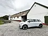 De Europa-produserte bilene har fått sterkere motor, stivere fjæring, økt seteputelengde og ekstra bagasjeromsplass.