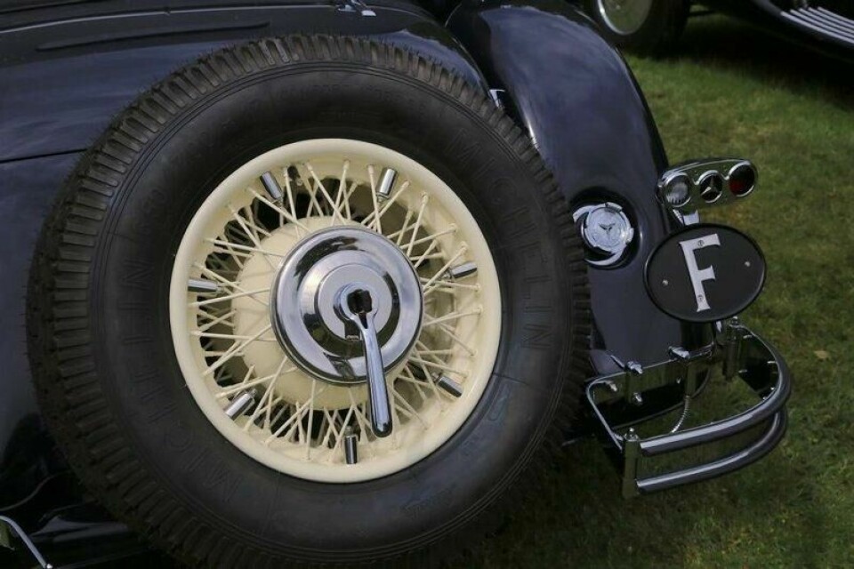 Alle detaljer på denne 540K vitner om at det ikke er spart på noe når det gjelder materialbruk eller design. Alle detaljer på denne 540K vitner om at det ikke er spart på noe når det gjelder materialbruk eller design. Foto: Ivar Engerud / Finansavisen