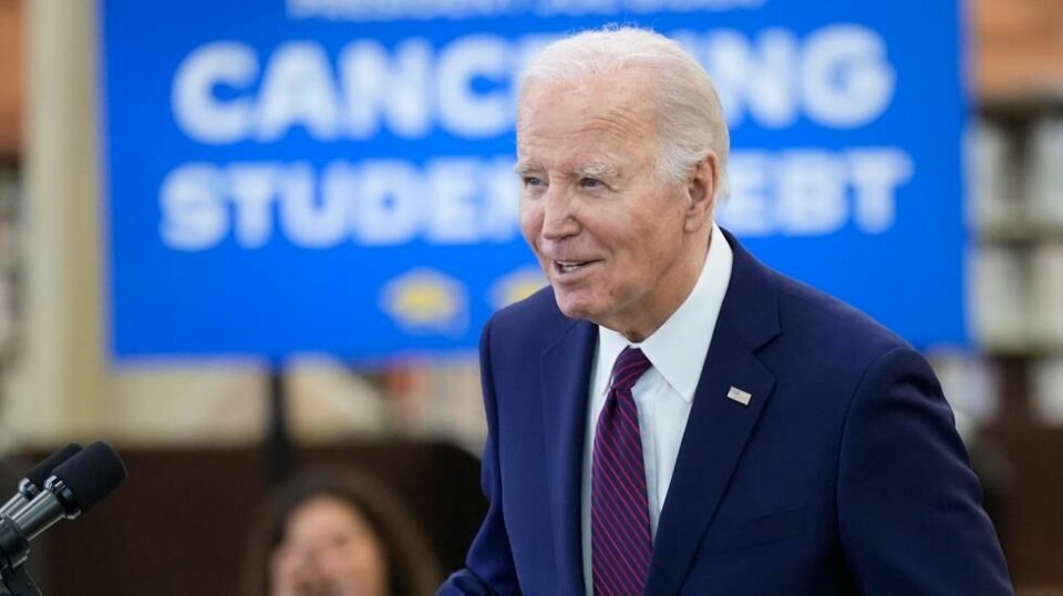 President Joe Biden er mentalt uskikket til å fortsette som president i en ny periode, mener flertallet av de spurte. Foto: Manuel Balce Ceneta / AP / NTB