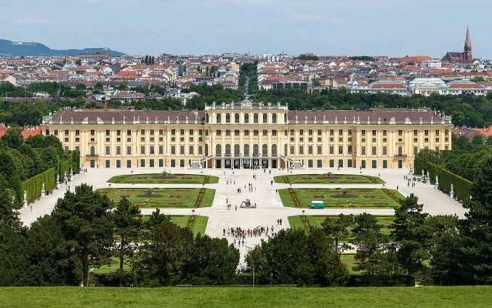 Schönbrunn slott. Foto: Wikimedia Commons. Schönbrunn slott. Foto: Wikimedia Commons.