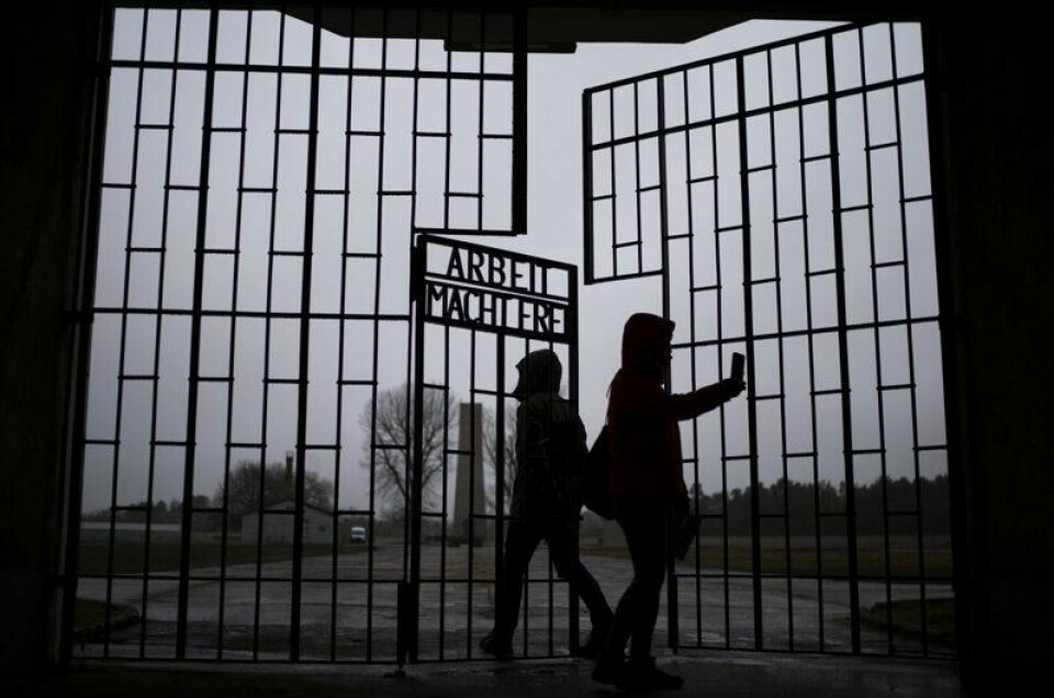 Rettsoppgjøret etter andre verdenskrig går mot slutten i Tyskland ettersom det knapt er noen gjenlevende gamle nazister igjen å straffeforfølge. Dette bildet er fra inngangen til konsentrasjonsleiren Sachsenhausen nord for Berlin.