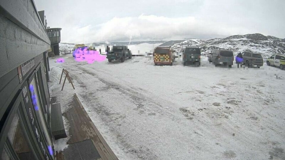Utrykningsbiler ved Nedre stasjon ved Gaustadbanen etter snøskredet fredag.